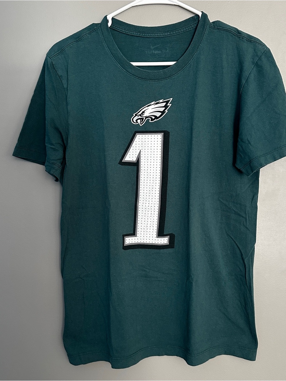 Nike Eagles Jalen Hurts T-shirt Small